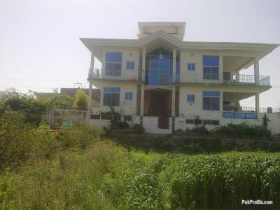 corner commercial building for sale/rent