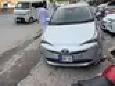 Toyota Prius 2016 S Touring Selection for Sale
